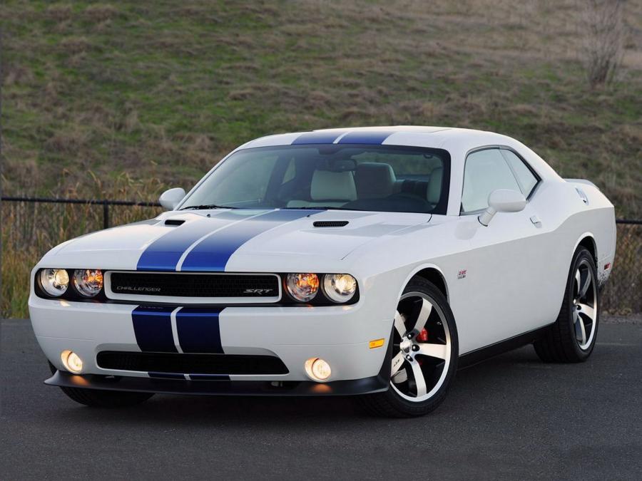  Dodge Challenger SRT8 392 Inaugural Edition 2010 года  (фото 5 из 36)
